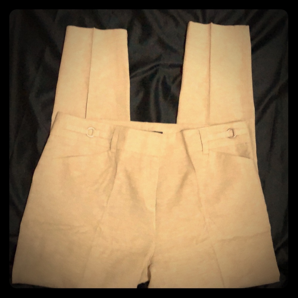 Button-Accent High-Waist Ankle Pant - Linen Blend